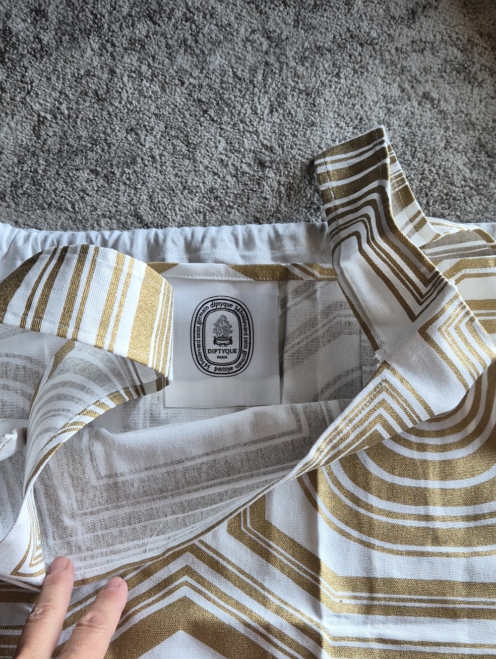 Diptyque Limited Edition Scent Set - Picture 8 of 9